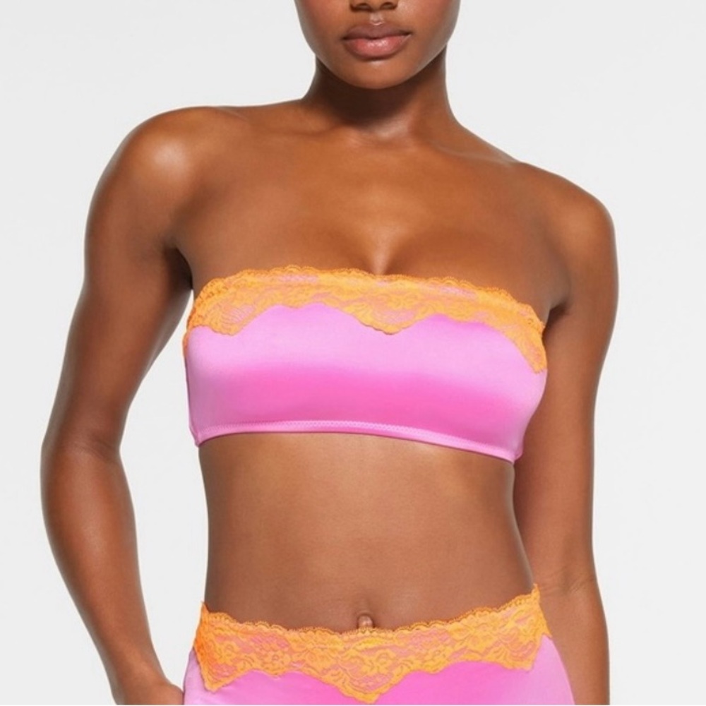 New SKIMS Lace swim Bandeau Bikini Top sz XS